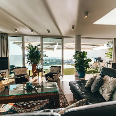 بيت للعطل Luxury In *